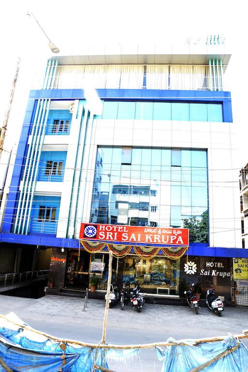 Hotel Sri Sai Krupa Hyderabad Bagian luar foto